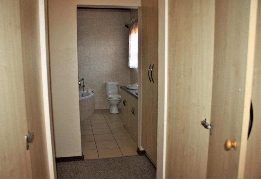 3 Bedroom Property for Sale in Hillcrest Northern Cape